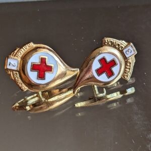 ♥️ Red Cross Blood Donor 2, 3, gallon gold plated tack pin backs